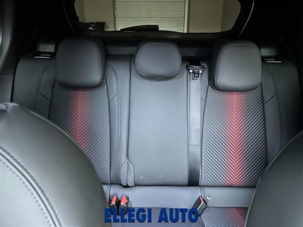 Junior Junior 1.2 145 CV Hybrid eD