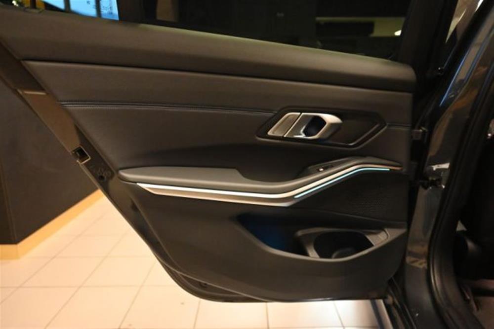 330 330 E X-DRIVE MSPORT M-T