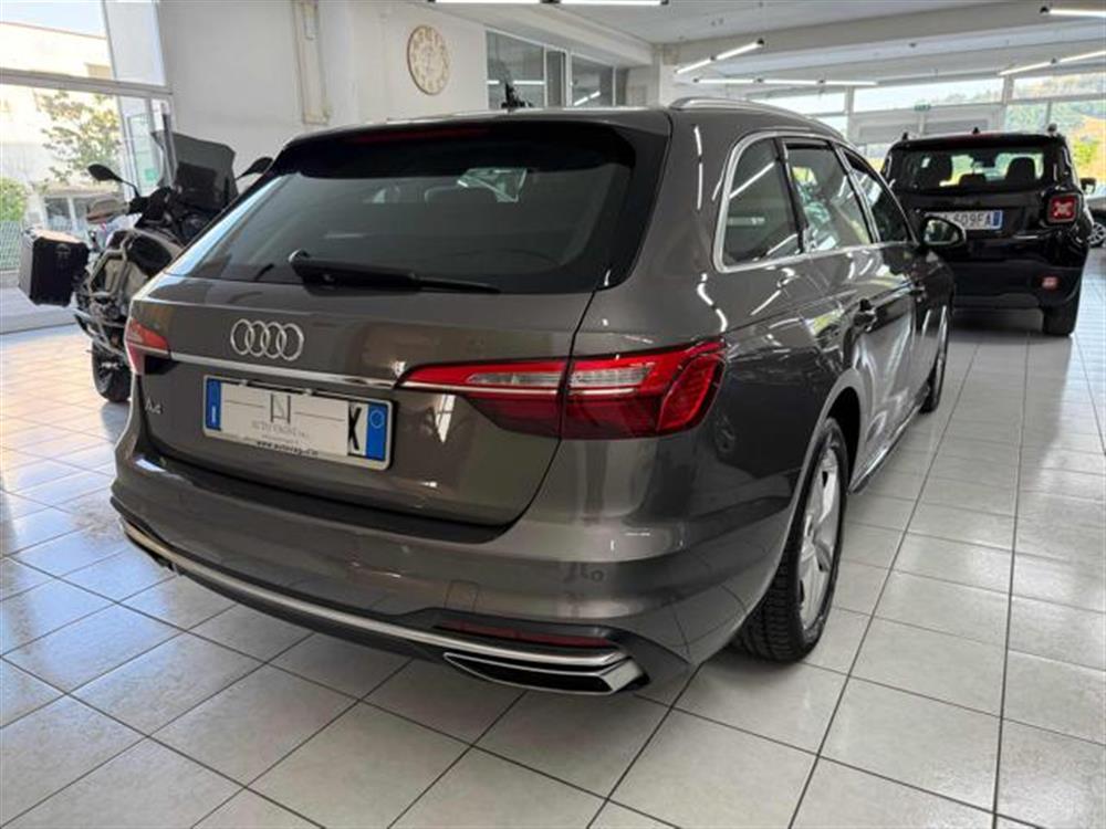 A4 A4 Avant 30 TDI/136 CV