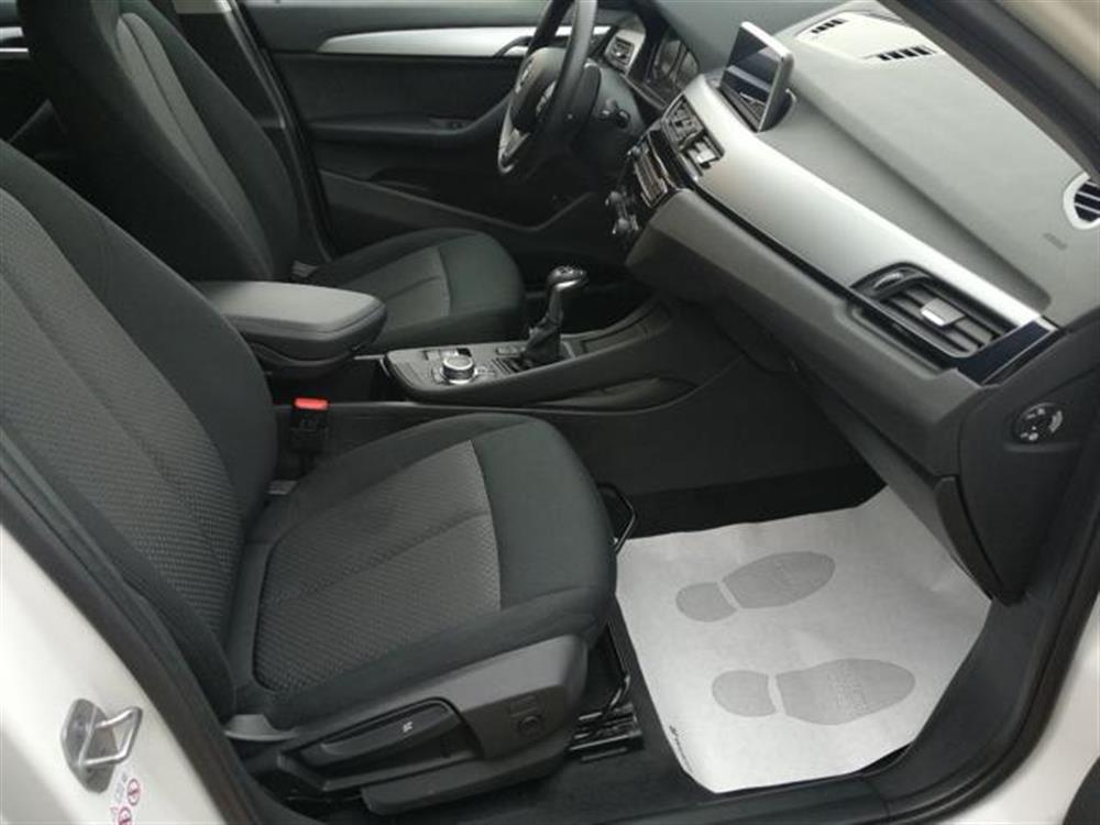 X1 X1 xDrive25e Business A