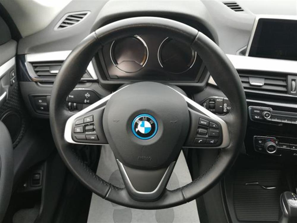 X1 X1 xDrive25e Business A