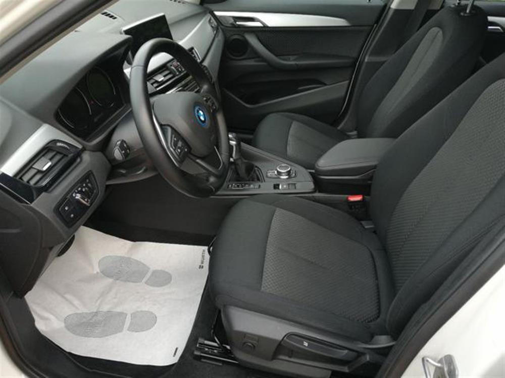 X1 X1 xDrive25e Business A