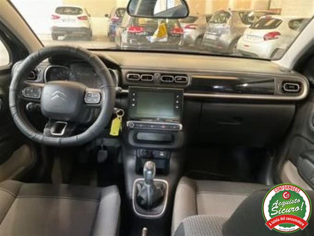 C3 C3 PureTech 82 Shine