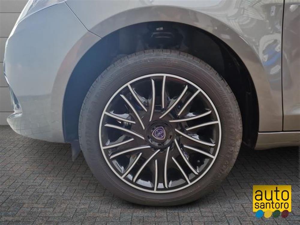 Ypsilon Ypsilon 1.0 FireFly 5 porte