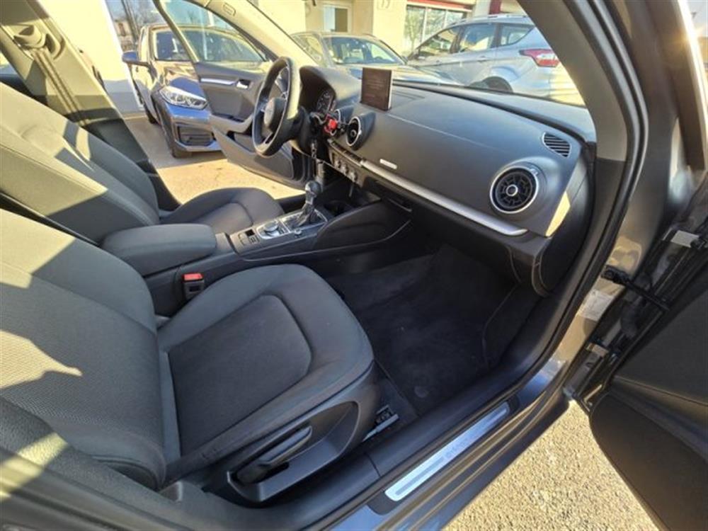 A3 A3 SPB 1.5 131 cv g-tro