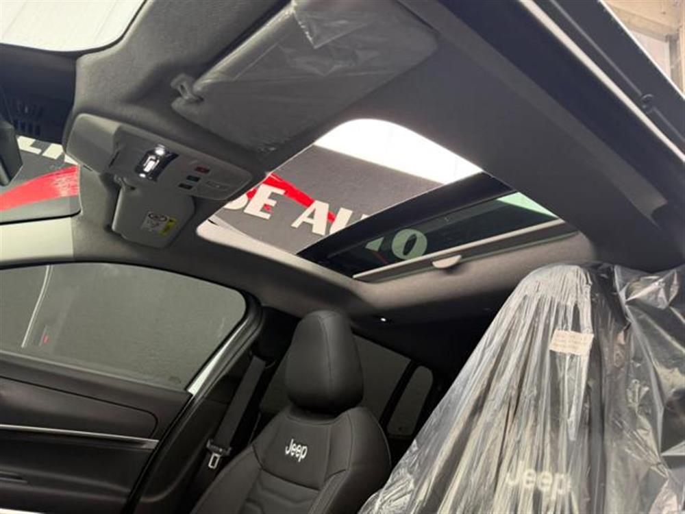 Avenger Avenger 1.2 E-HYBRID 110 CV