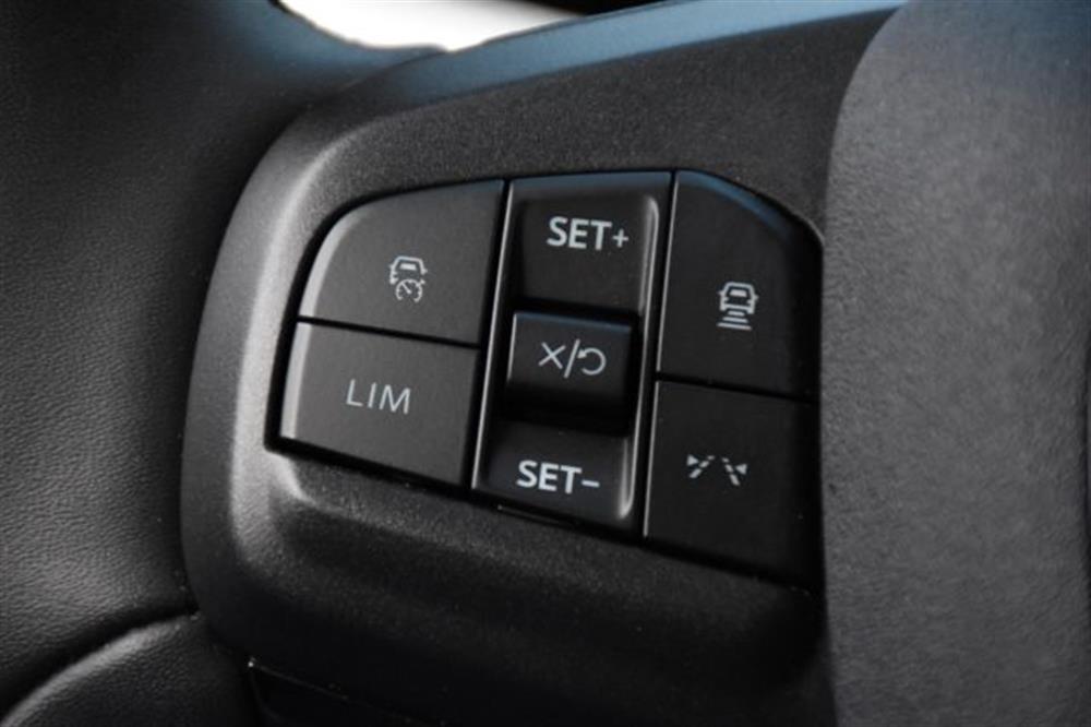 Mustang Mach-E Mustang Mach-E Standard Range 269 C