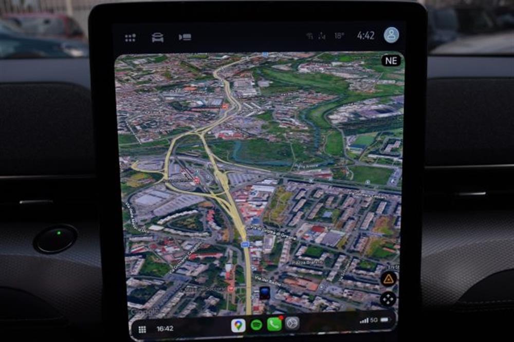 Mustang Mach-E Mustang Mach-E Standard Range 269 C