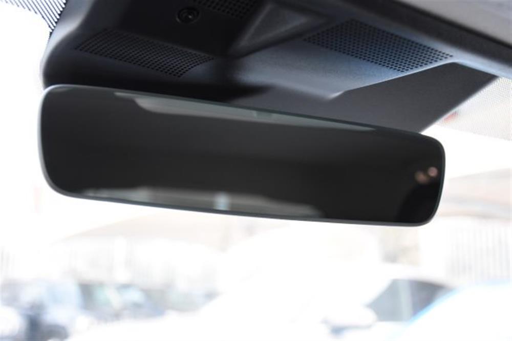 Mustang Mach-E Mustang Mach-E Standard Range 269 C