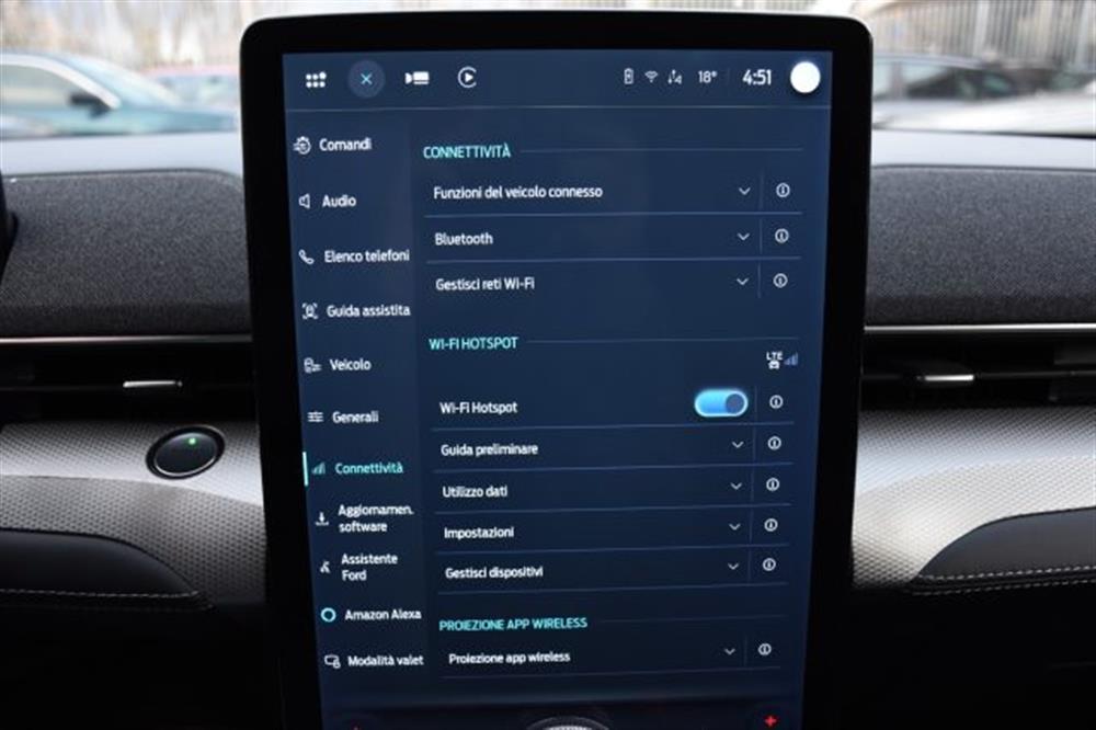 Mustang Mach-E Mustang Mach-E Standard Range 269 C