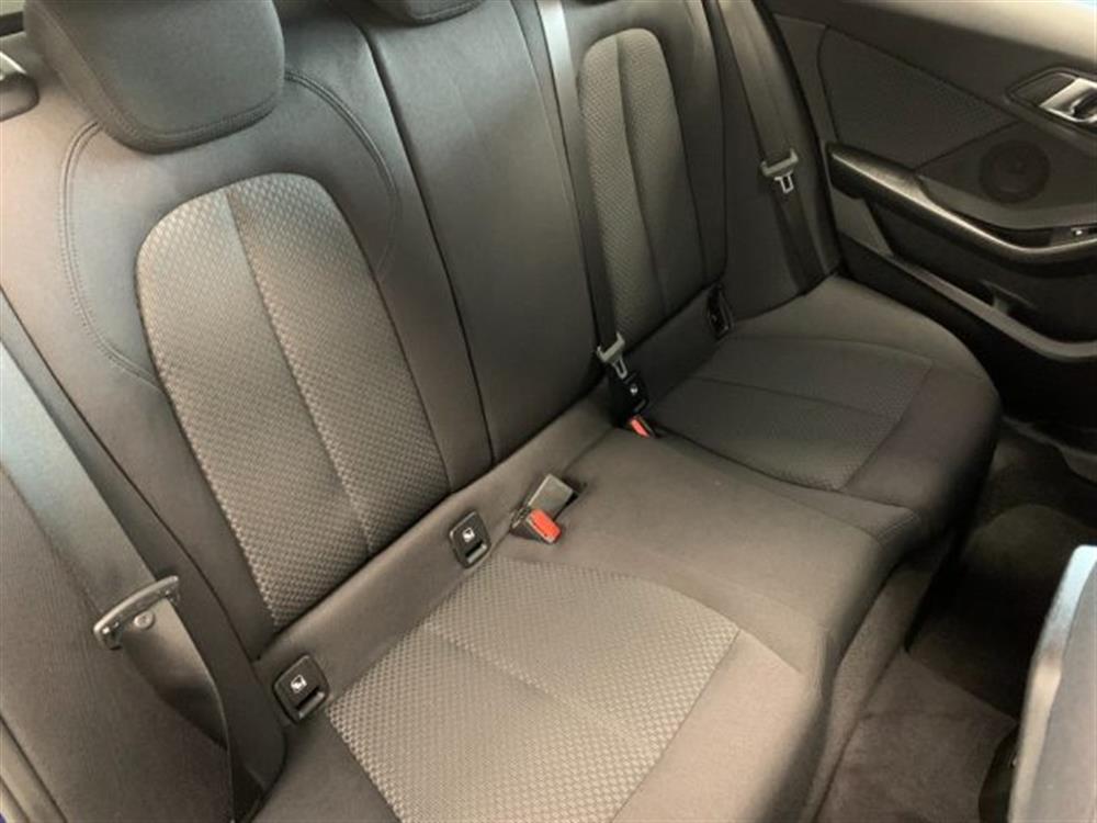 118 118 d Business Advantage