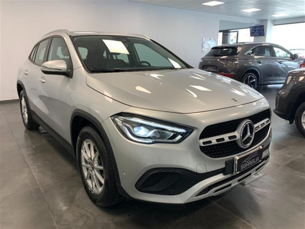 GLA 180 GLA 180 d Automatico Sport P