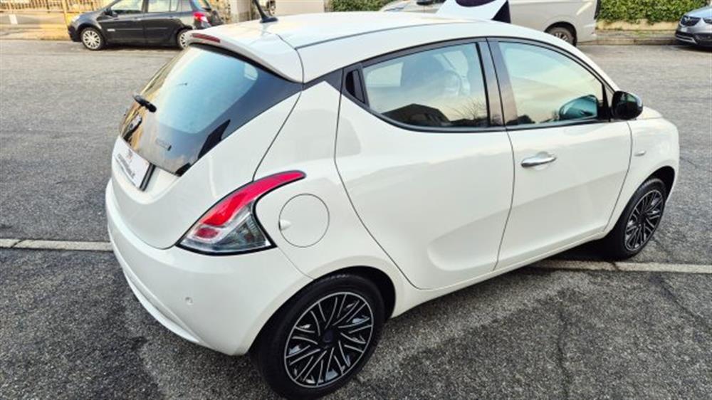 Ypsilon Ypsilon 1.0 FireFly 5 porte