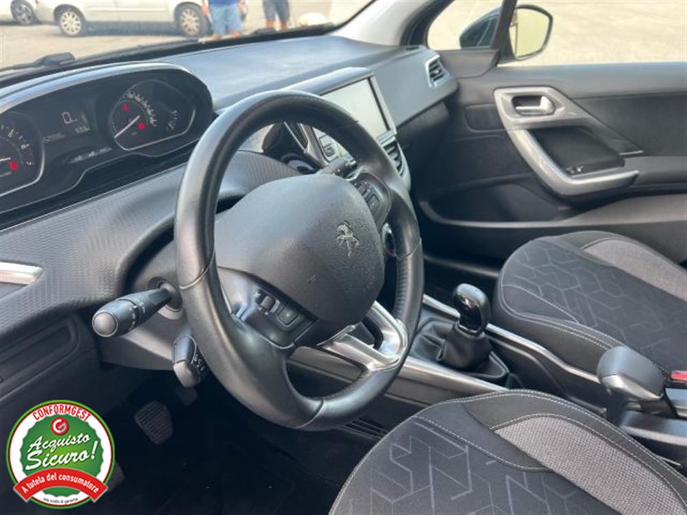 2008 2008 1° serie PureTech 82