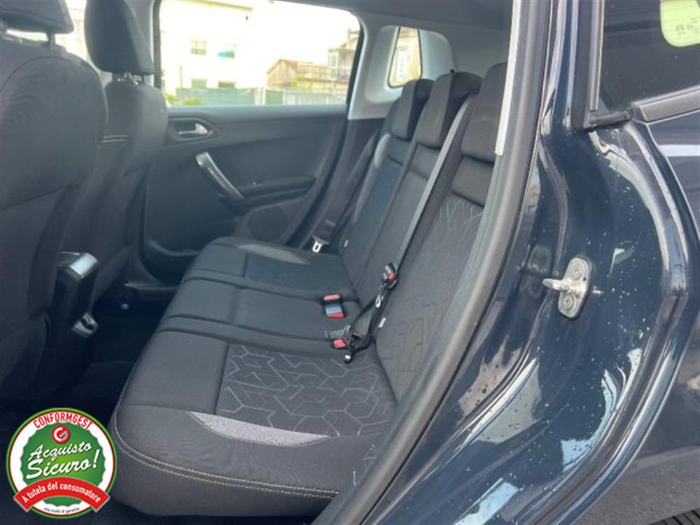 2008 2008 1° serie PureTech 82