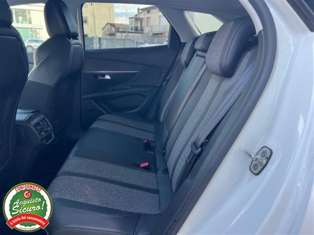 3008 3008 BlueHDi 130 S&S Allu