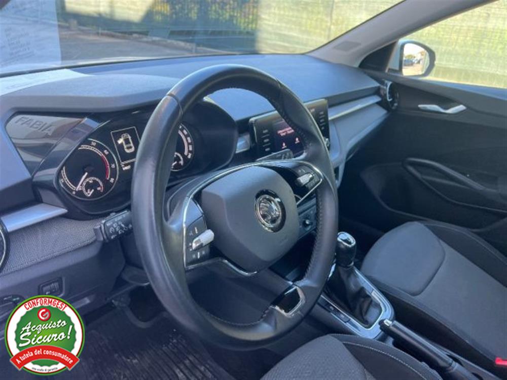 Fabia Fabia 1.0 MPI 65 CV Ambiti