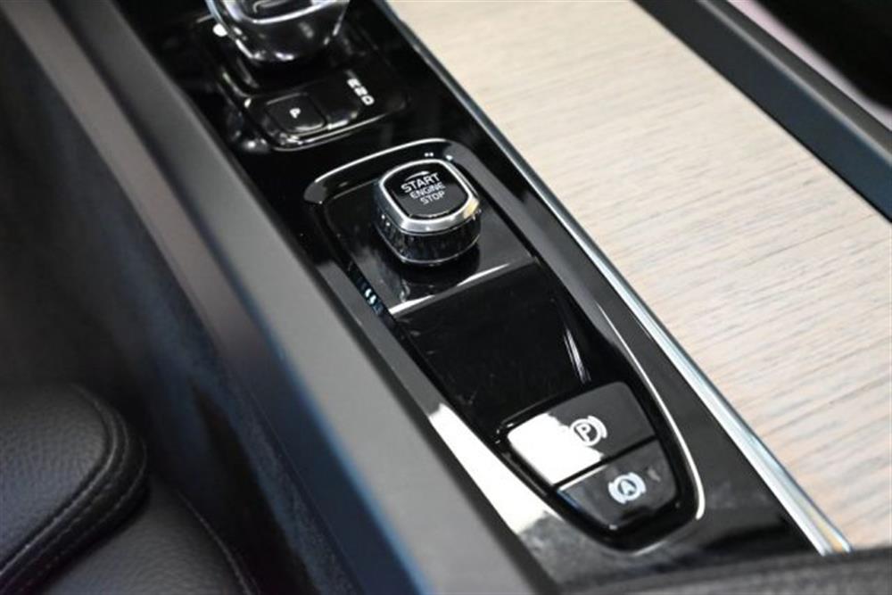 XC60 XC60 2.0 B4 INSCRIPTION A