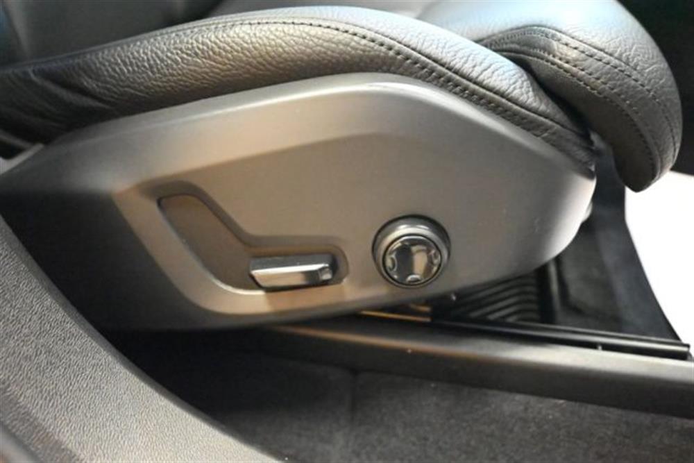 XC60 XC60 2.0 B4 INSCRIPTION A