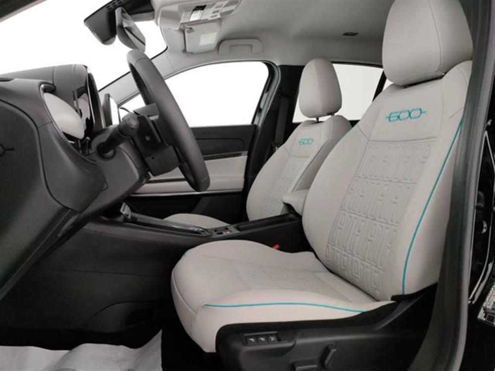 600 600 Hybrid 110 CV DCT MH