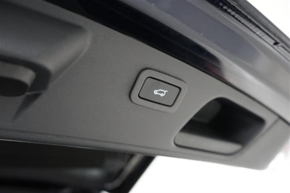 E-Pace E-Pace 1.5 I3 PHEV 300 CV A