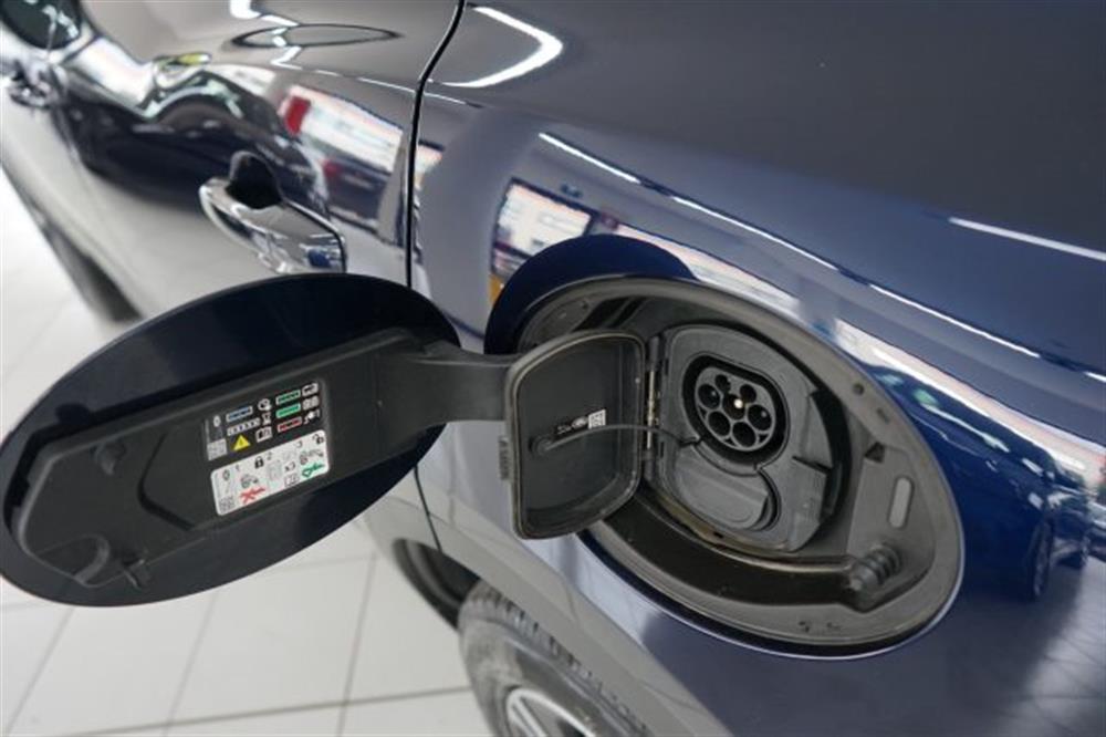 E-Pace E-Pace 1.5 I3 PHEV 300 CV A