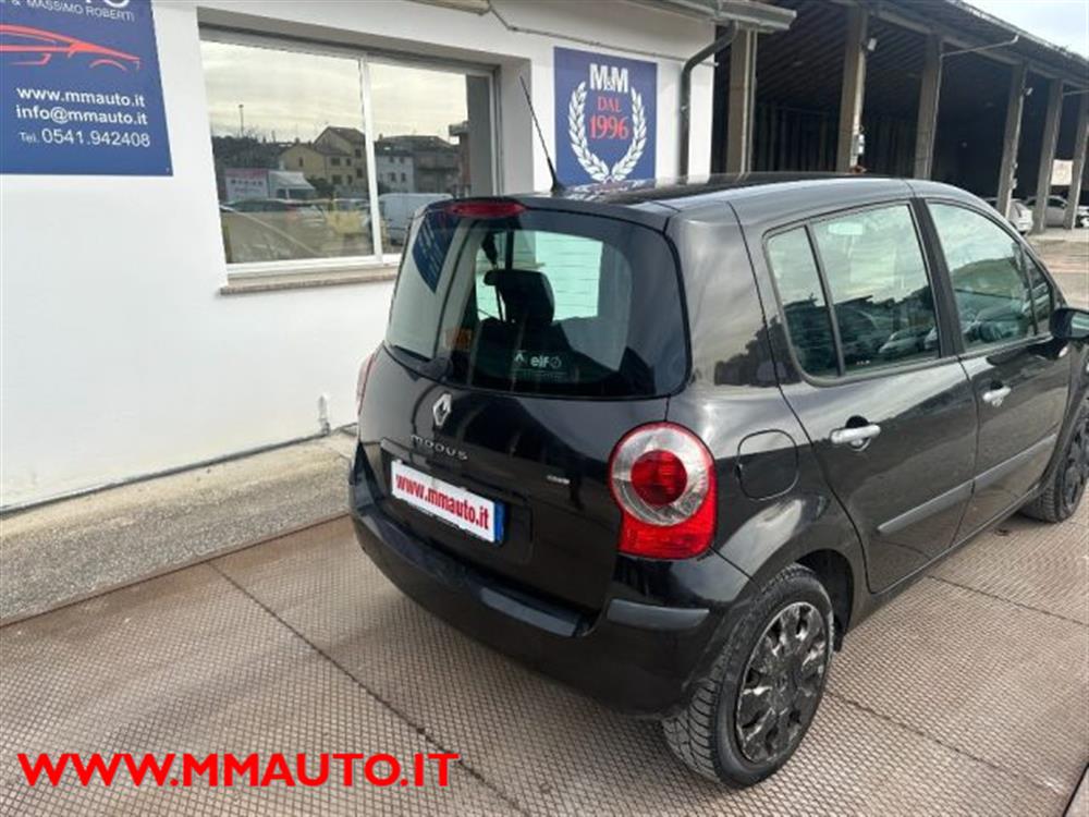 Modus Modus 1.4 16V Confort Dyna