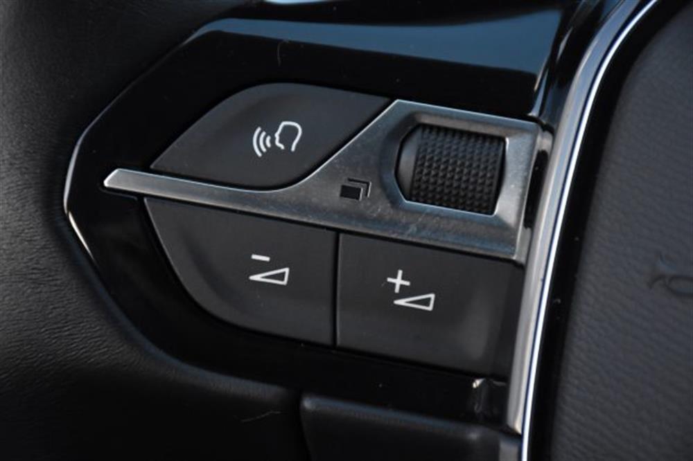 3008 3008 BlueHDi 130 S&S EAT8