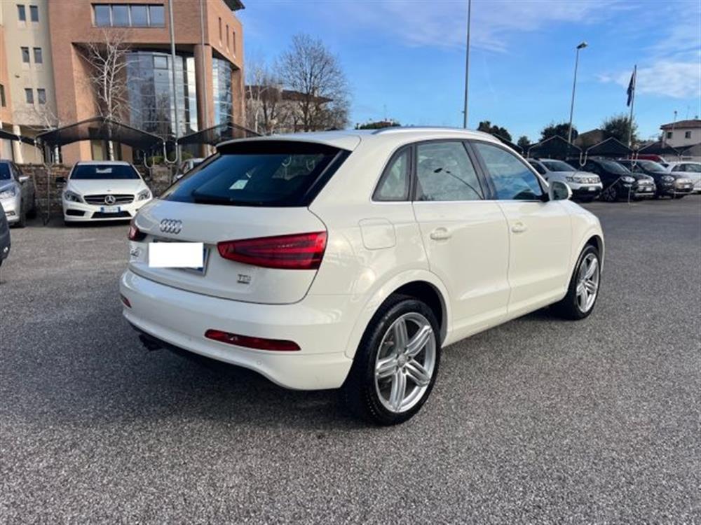 Q3 Q3 2.0 TDI 177 CV quatt