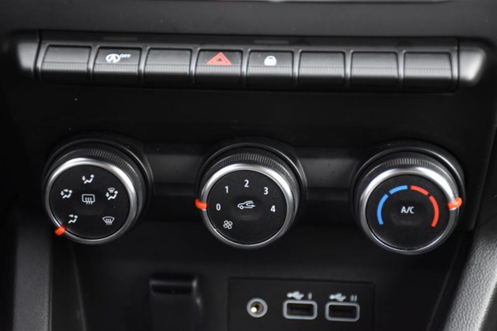 Clio Clio SCe 65 CV 5 porte Eq