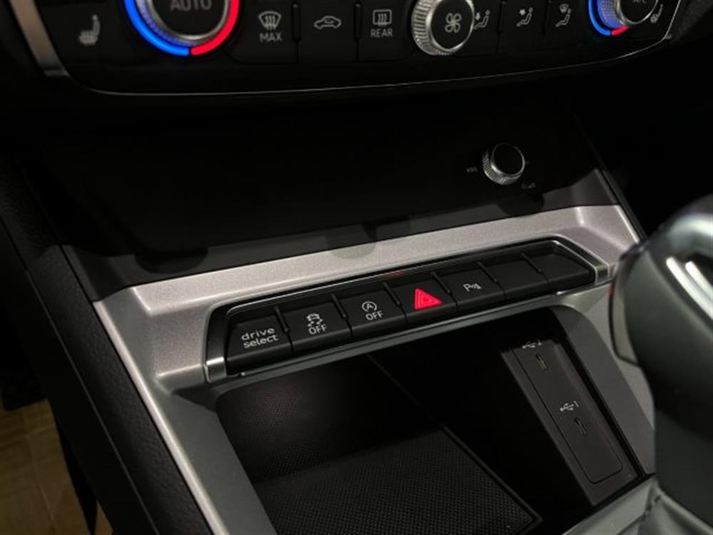 Q3 Q3 SPB Sportback 35 TDI