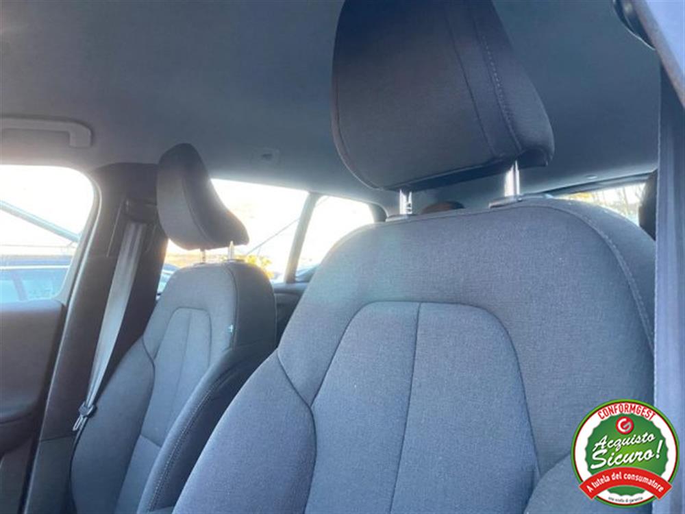 XC40 XC40 T2 Geartronic Moment