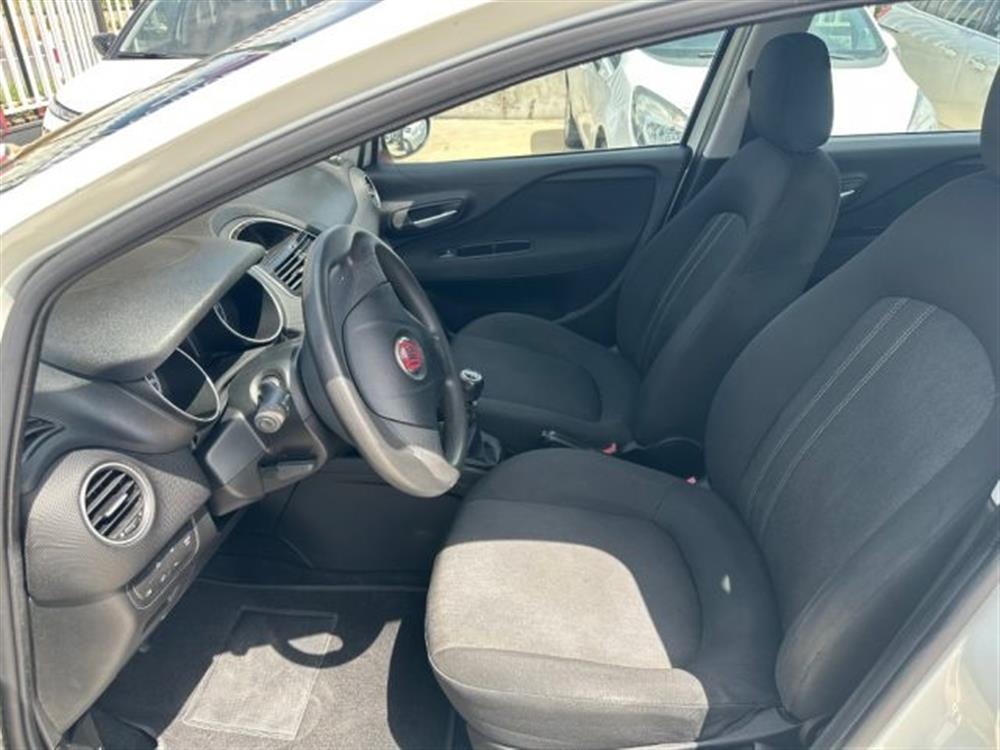 Punto Punto 1.4 5P Natural Power