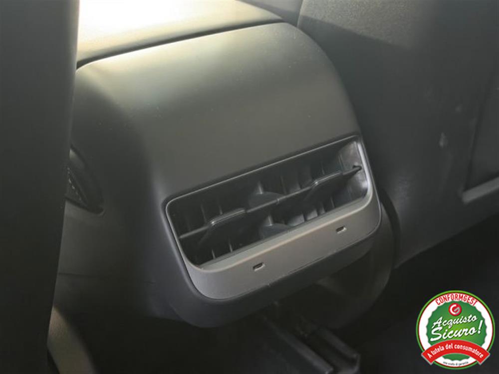 Model Y Model Y Long Range Dual Moto