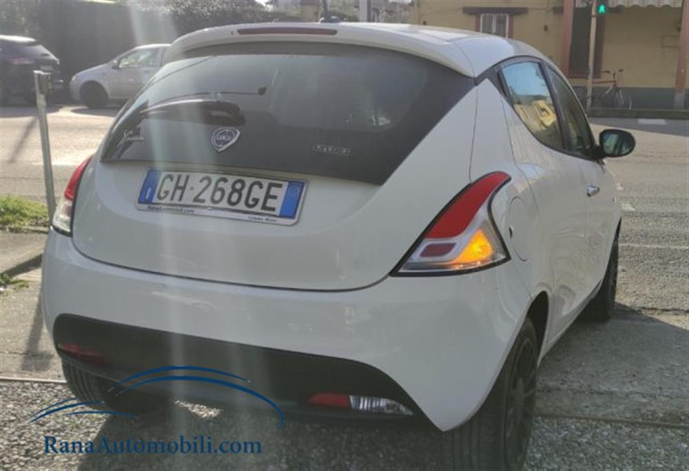 Ypsilon Ypsilon 1.0 FireFly Hybrid Z