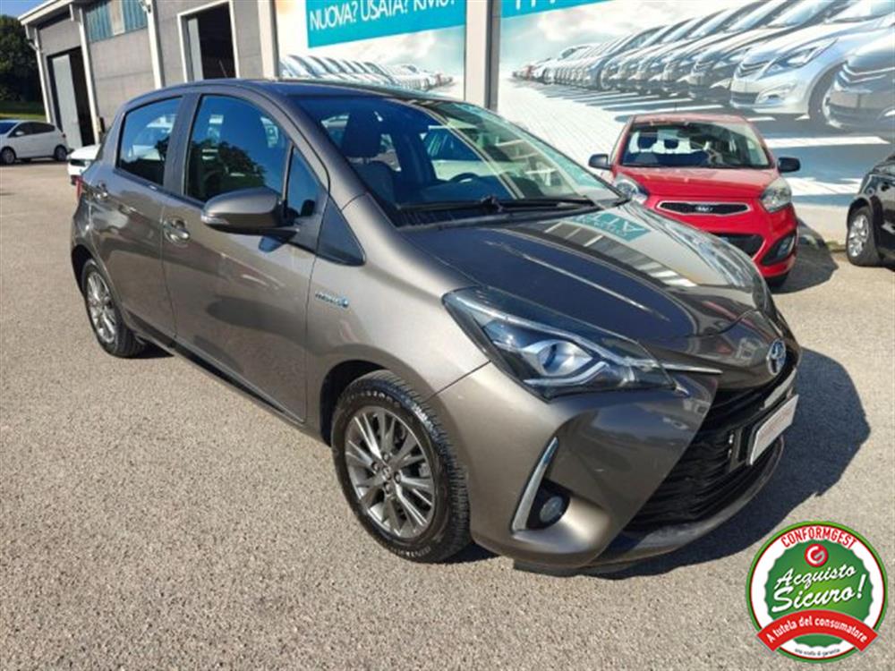 Yaris Yaris 1.5 Hybrid 5 porte A