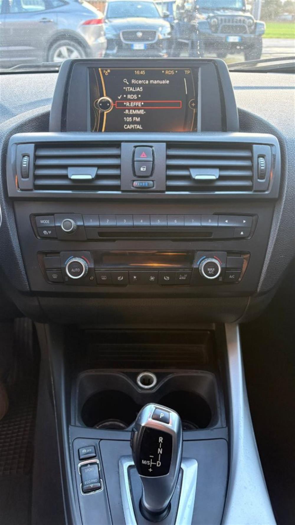 118 118 d 3p. Urban *** MOTO