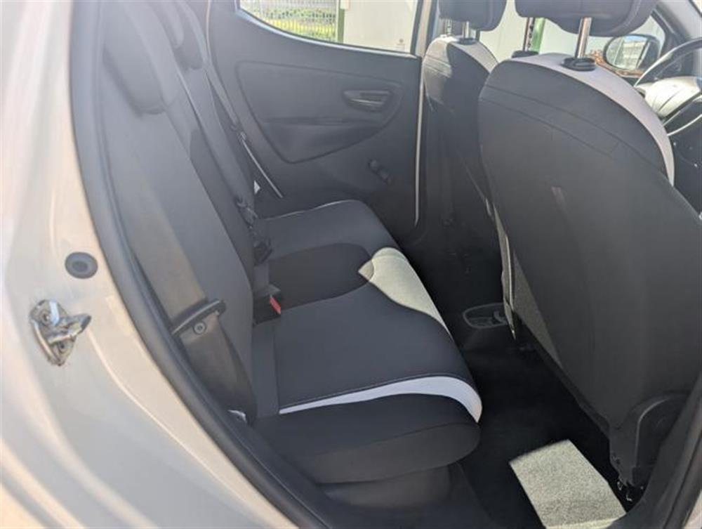 Ypsilon Ypsilon 1.2 69 CV 5 porte El