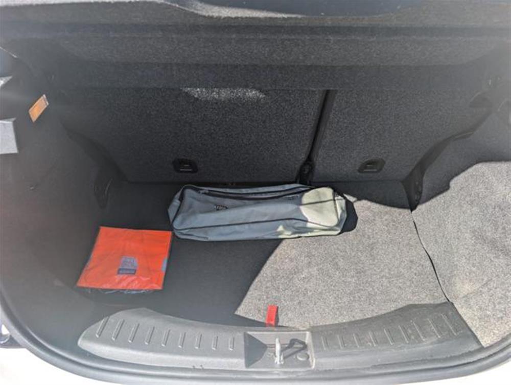 Ypsilon Ypsilon 1.2 69 CV 5 porte El