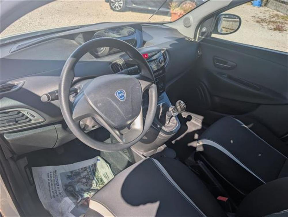 Ypsilon Ypsilon 1.2 69 CV 5 porte El