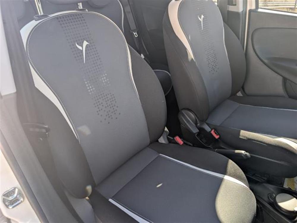 Ypsilon Ypsilon 1.2 69 CV 5 porte El