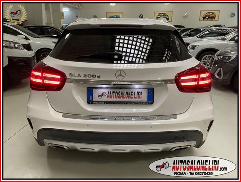 GLA 200 GLA 200 d Automatic Premium