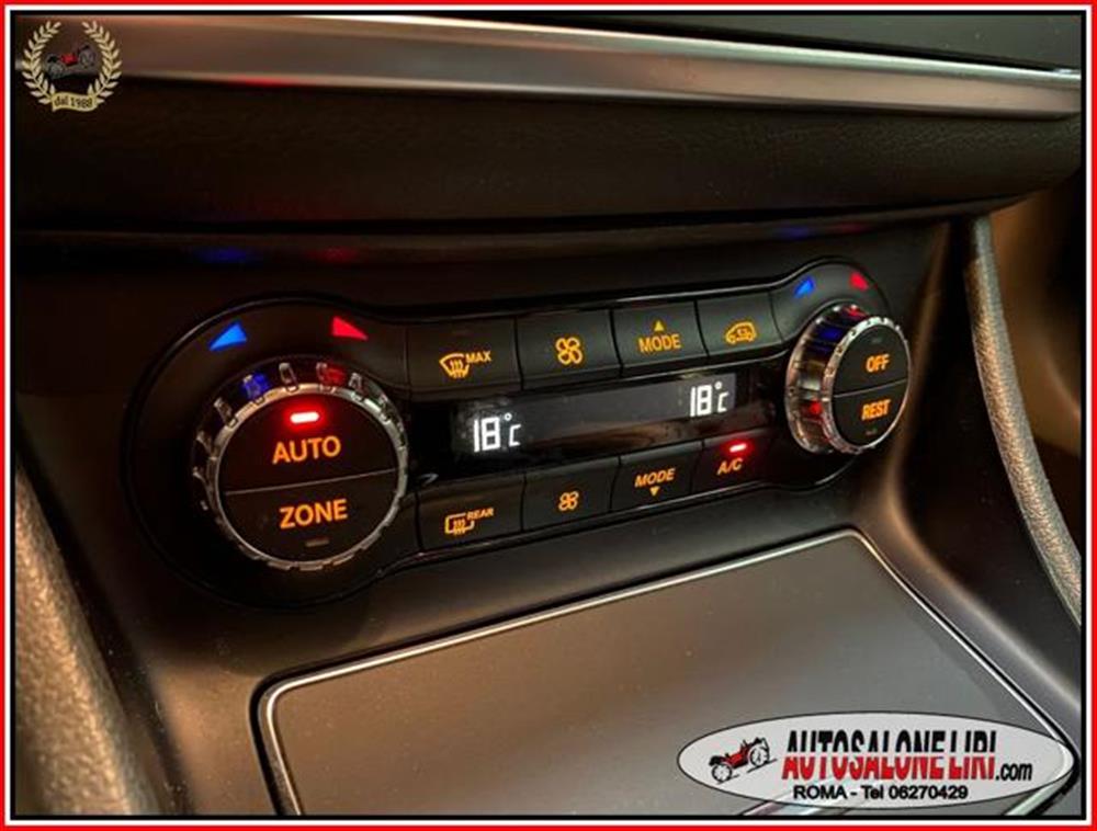 GLA 200 GLA 200 d Automatic Premium