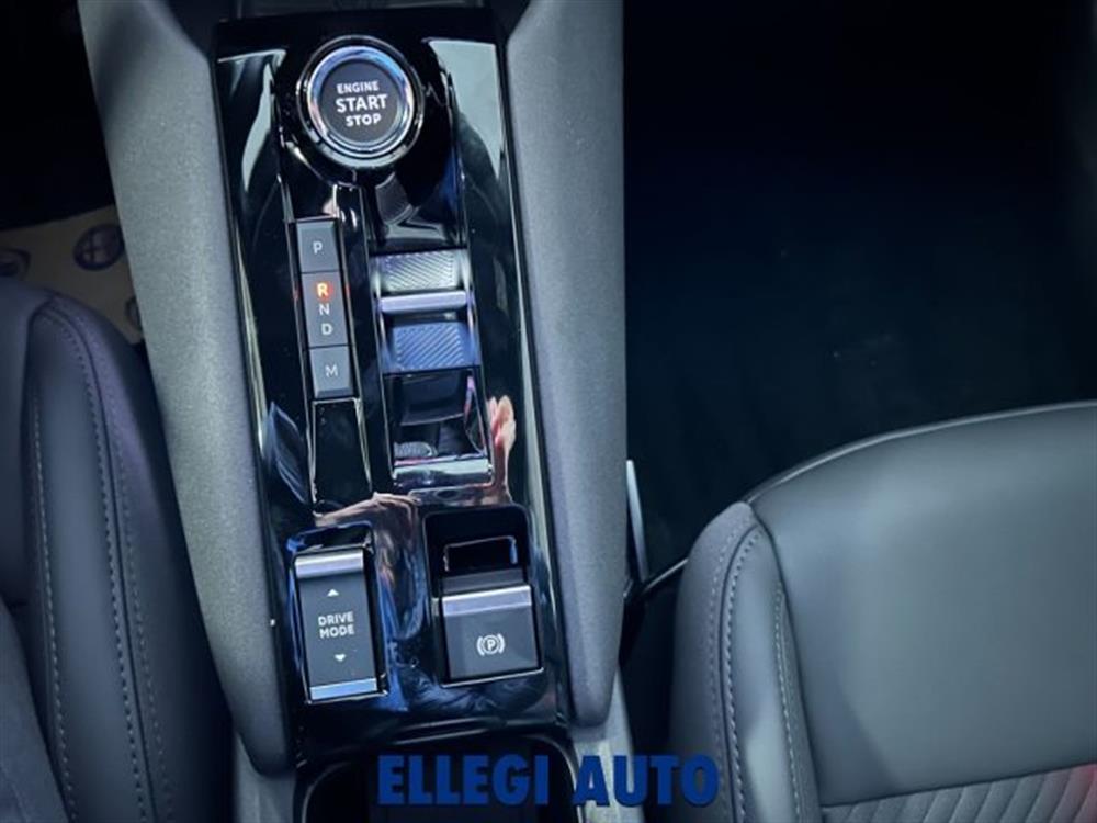 Junior Junior 1.2 145 CV Hybrid eD