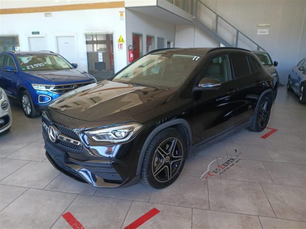 GLA 200 GLA 200 d Automatic Premium