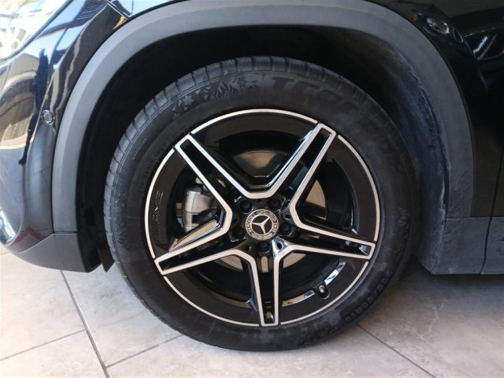 GLA 200 GLA 200 d Automatic Premium