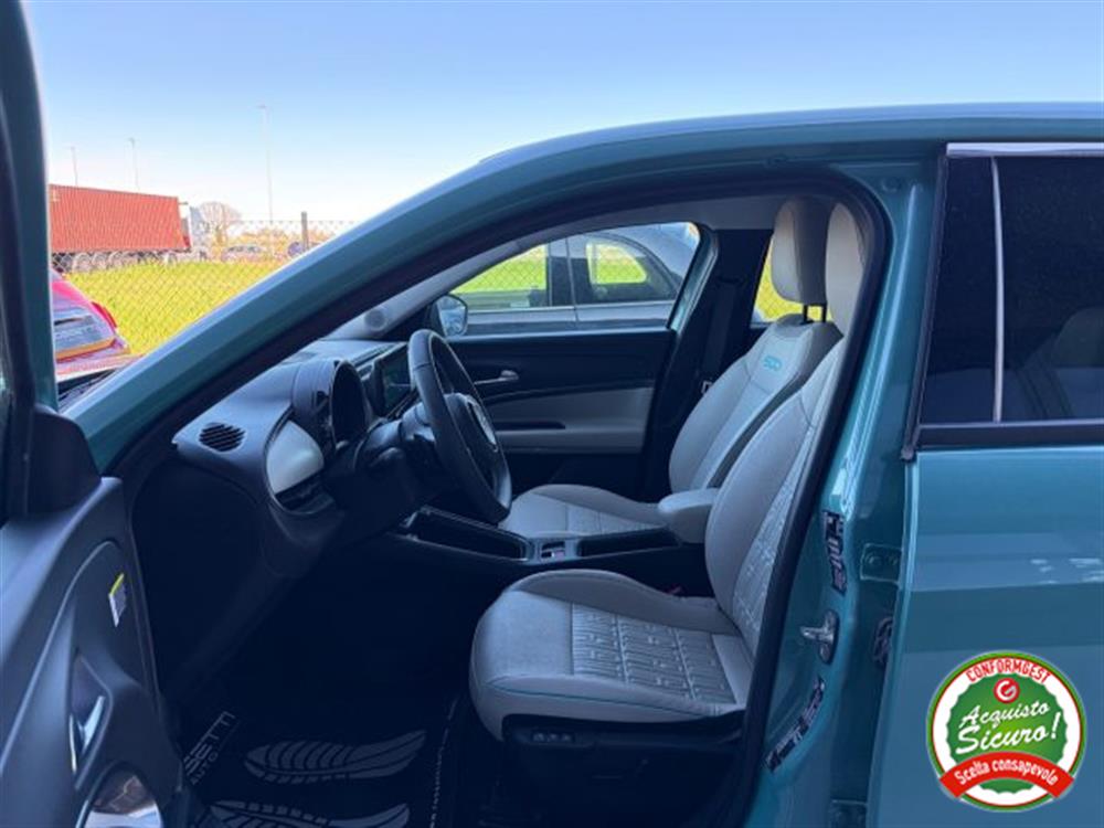 600 600 Hybrid DCT MHEV La P