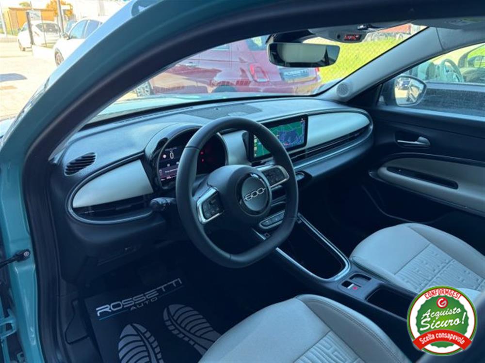 600 600 Hybrid DCT MHEV La P