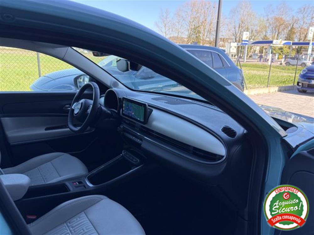 600 600 Hybrid DCT MHEV La P