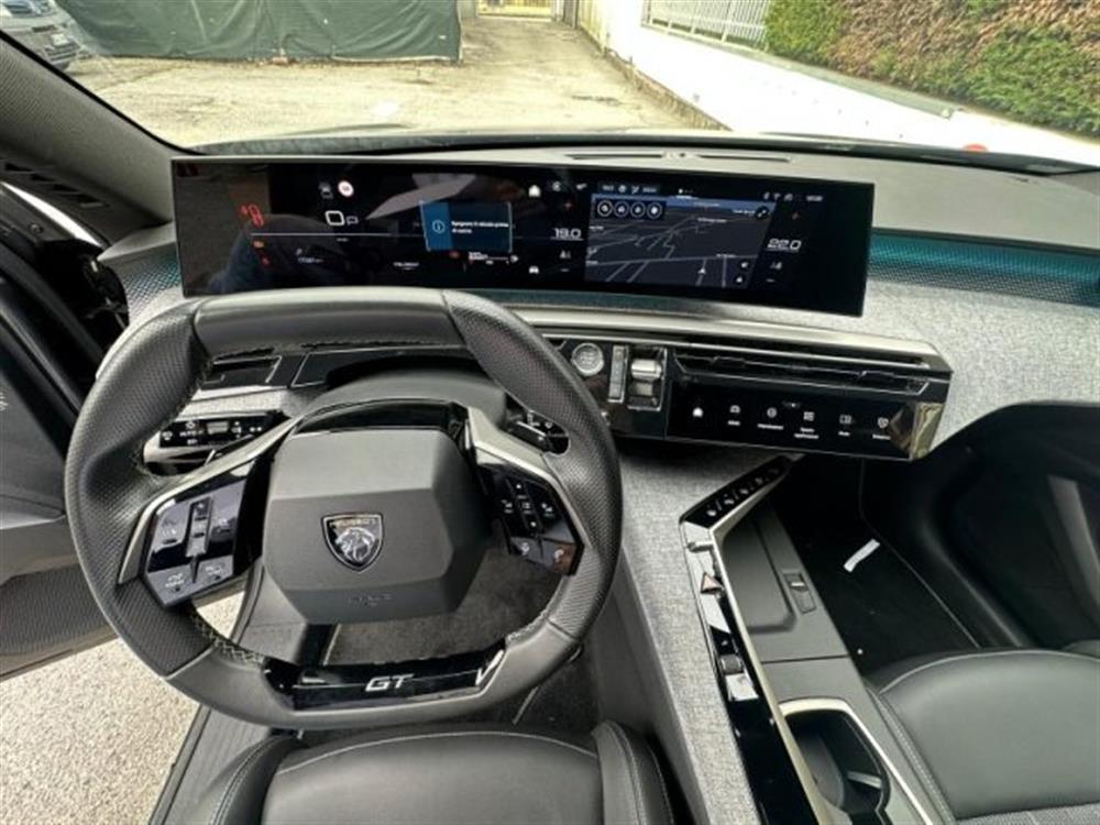 3008 3008 Hybrid 145 e-DCS6 GT